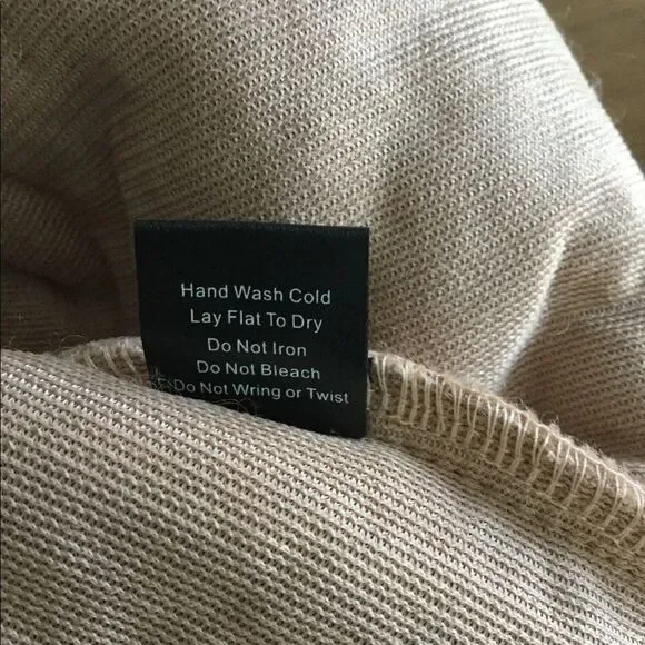 𝅺sherpa Top with Leopard Print - Picture 7 of 9